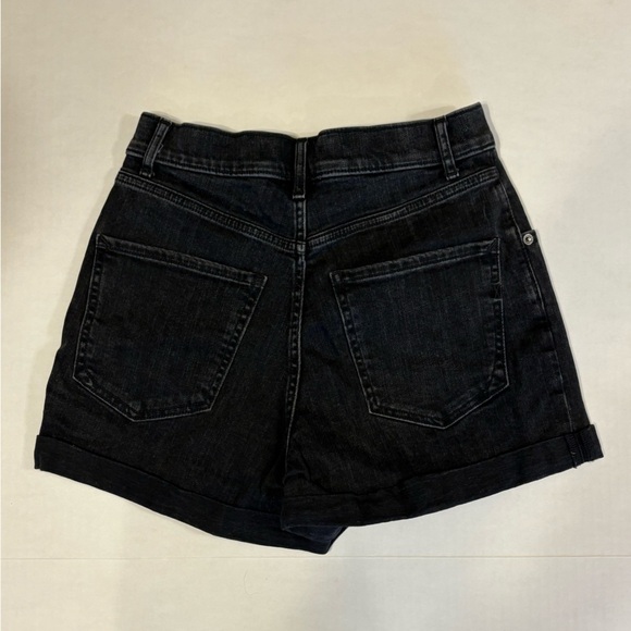 Express black cuffed jean mom shorts shortie shorts size 4 - Picture 2 of 5